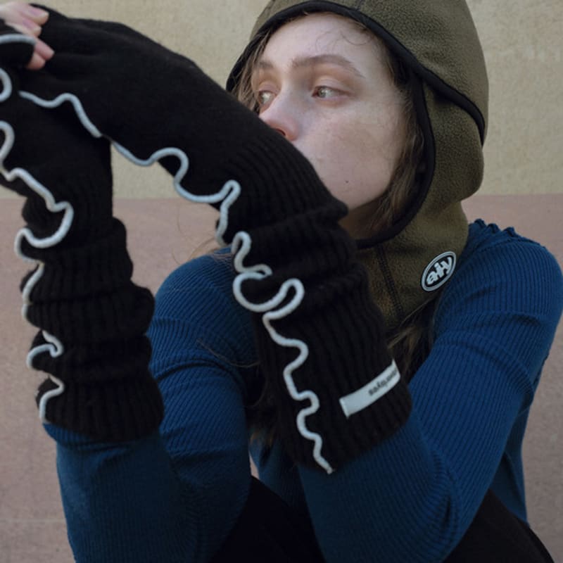 

answerisyes Coloring Line Warmer Glove Soft blue_Free