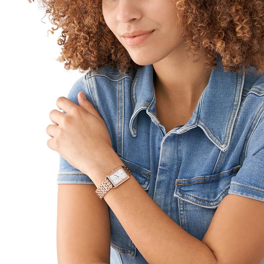 Raquel Quarz Edelstahl Drei-Zeiger Uhr - Square Serie - Edelstahlgehäuse / Kristallglas Oberfläche ES5271