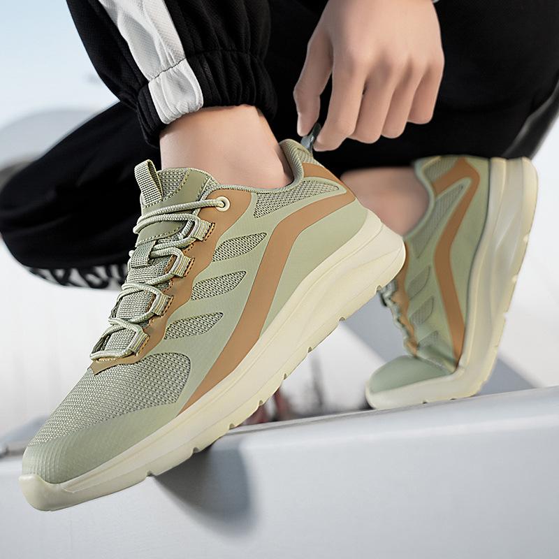 Sports Men's Shoes 2025 Summer New Breathable Fly-woven Mesh Running Shoes Men's Non-slip and Wear-resistant Casual Walking Shoes