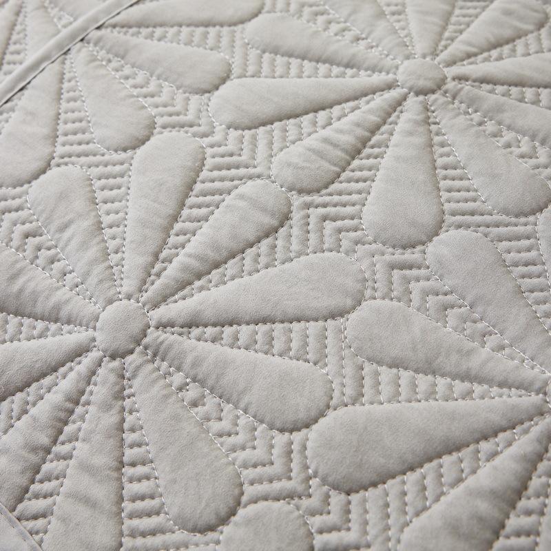 Quilted Sofa Cushion Four Seasons General Fabrics Simple Modern Fresh Sofa Cover Cover Towel Three-Seat