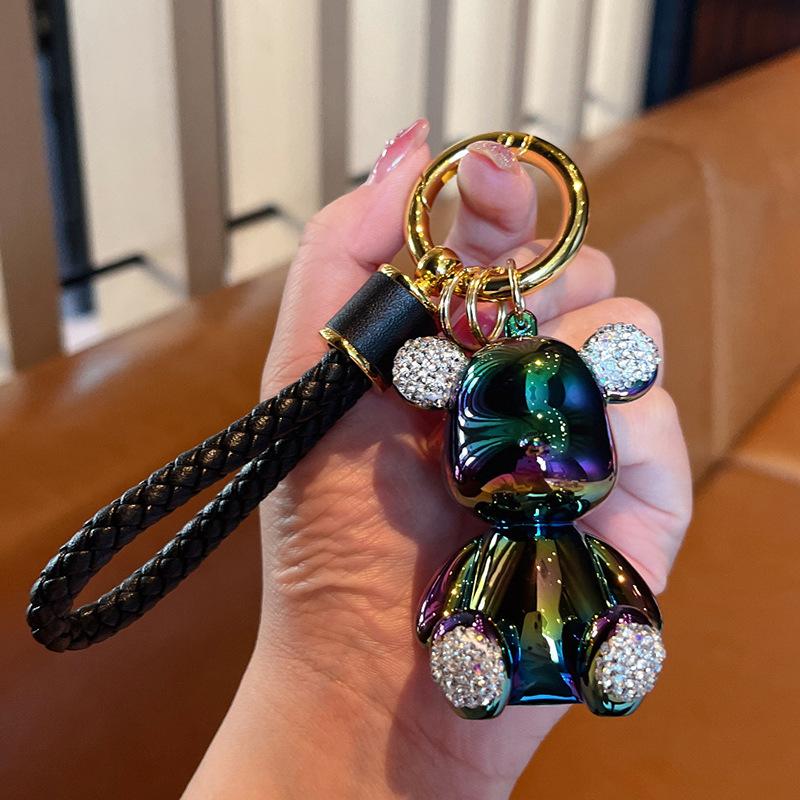 High-End Diamond-Encrusted Violent Bear Keychain Women'S Fashion Car Key Chain Exquisite Bag Pendant Creative Key Ring