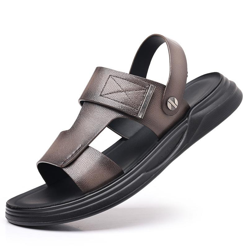 Die erste Schicht Schaffell Sommer neue Herrensandalen Leder Oberbekleidung Strandschuhe Vietnamesische Ledersandalen Herrenhausschuhe Herrenschuhe