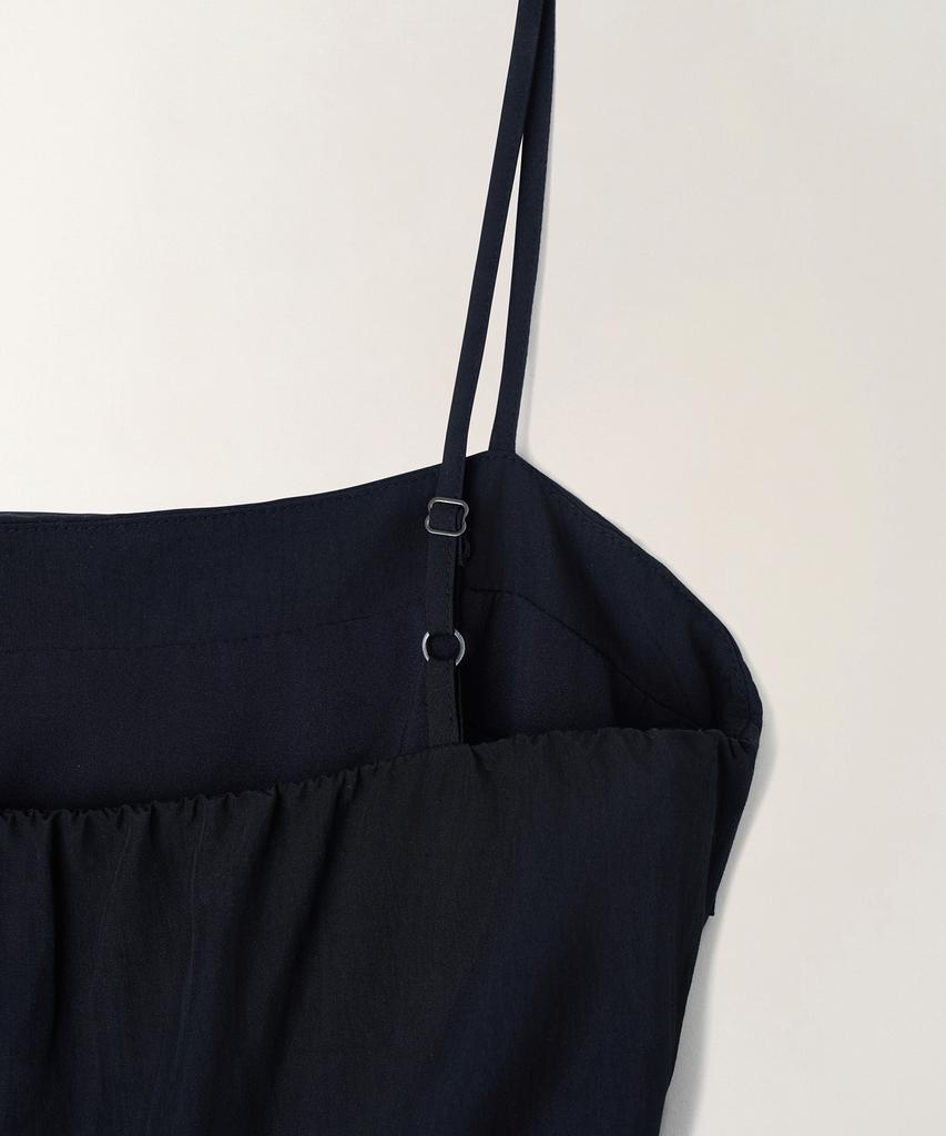 Tudument Shirring Sleeveless Long Dress_Black