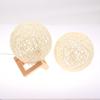 1 Set Rattan Kugel Tischleuchte USB-Stecker Helligkeit Einstellbar Nachtlicht Geschenk Holzständer Nachttisch Dekoration Nachtlicht Für Schlafzimmer