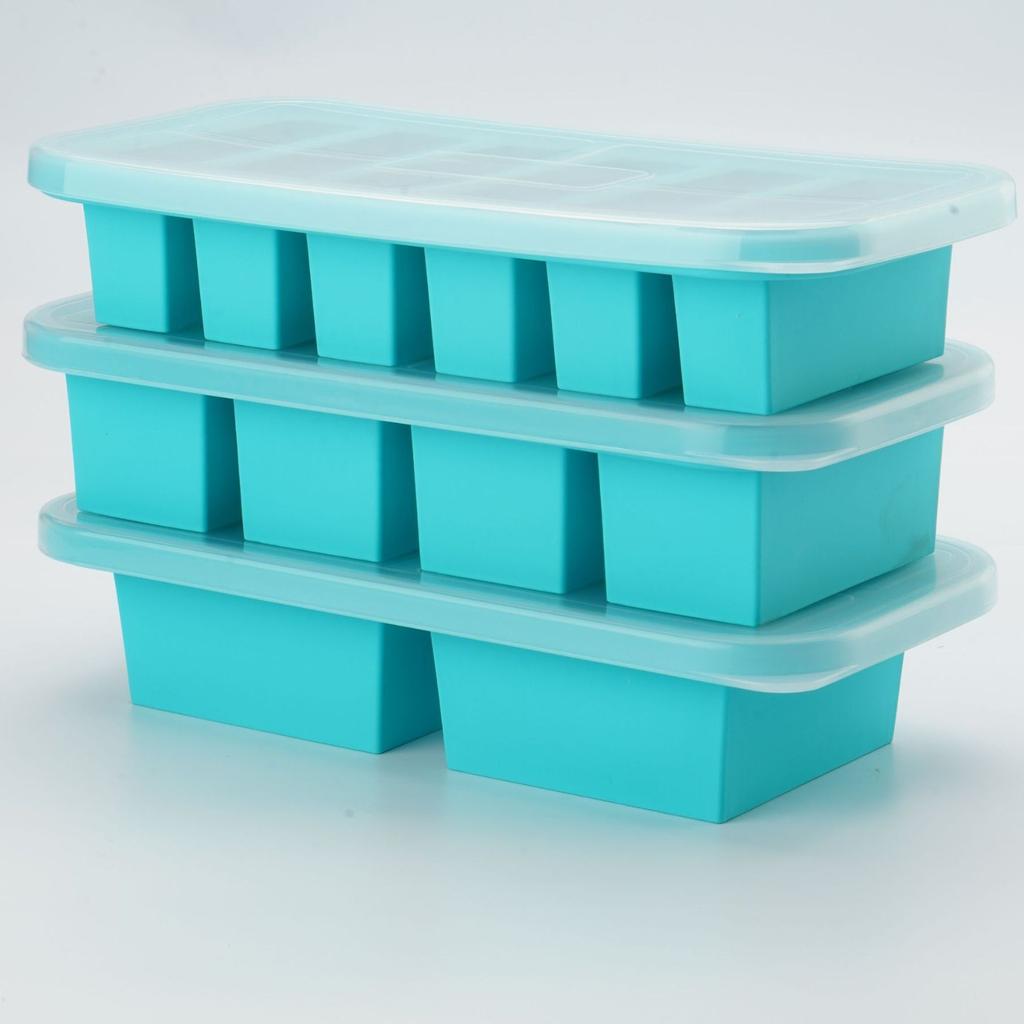 Flexible Silicone Ice Cube Mold with Lid for Freezing and Food Preservation in Refrigerator Storage