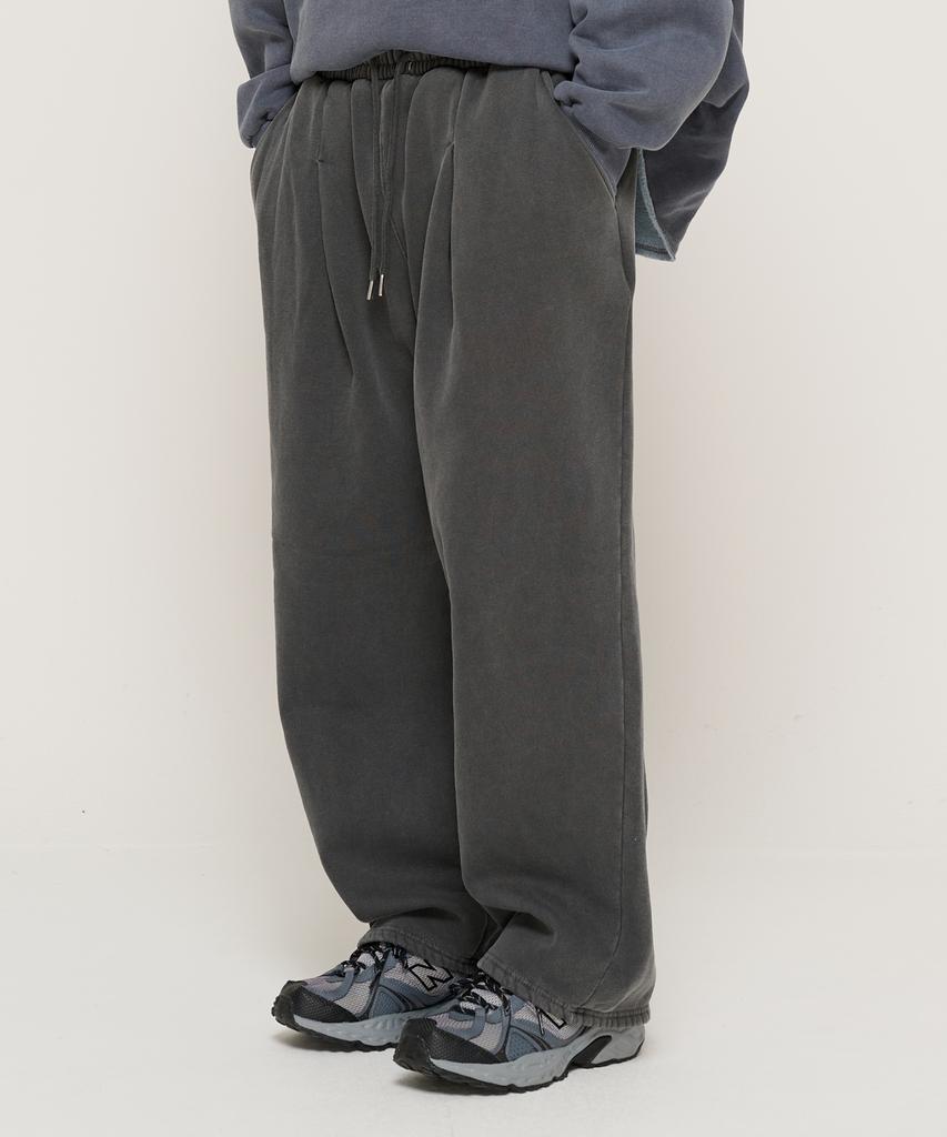 CARGOBROS In Pig Brushed Training Wide Straight Pants (Charcoal)