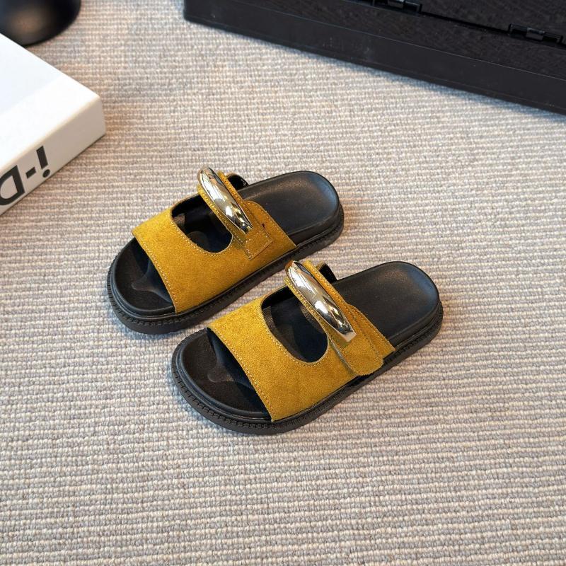 2025 Summer New Girls' Slippers Anti Slip Girl Beach Shoe Versatile Children's Slippers Fashion Girl Shoe Soft Soled Kids Shoes