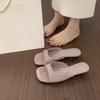 Simple and versatile open-toed square-headed patent leather one-word slippers, female summer wear is not tired, small slope heel fairy wind cool sli