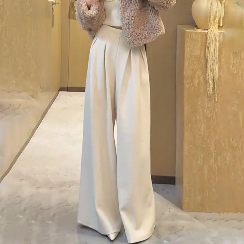 High-Waisted, Wide-Leg Pants: Slimming, Hip-Covering Style for Spring & Autumn
