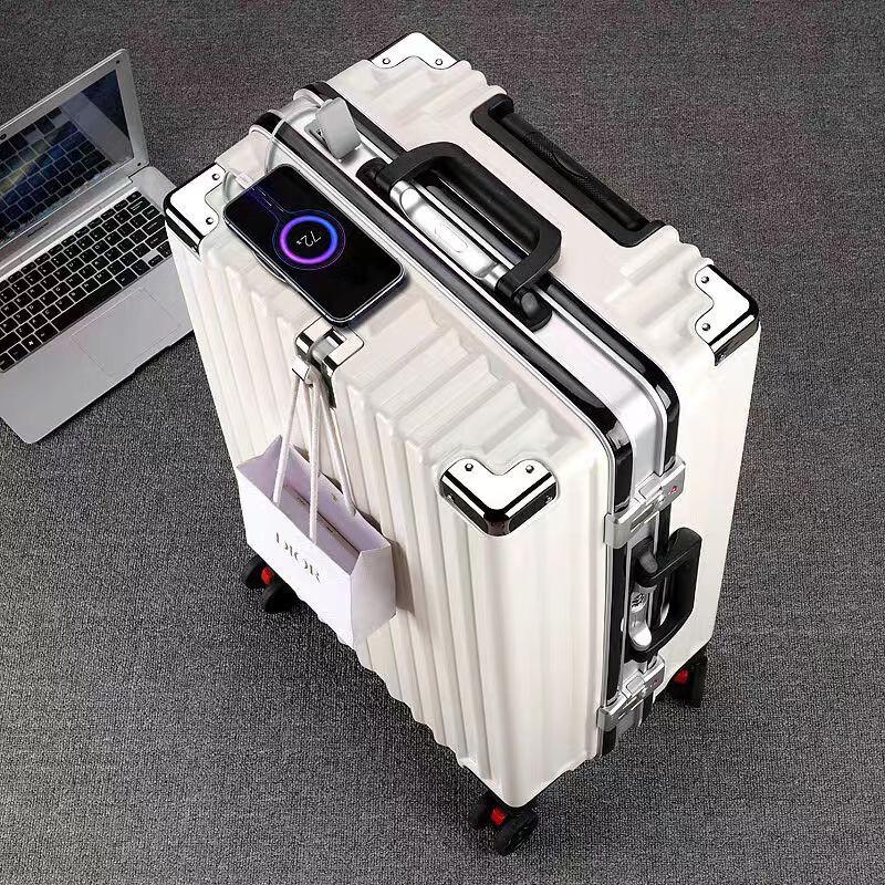 OEING Fashion Aluminum Frame Spinner Luggage