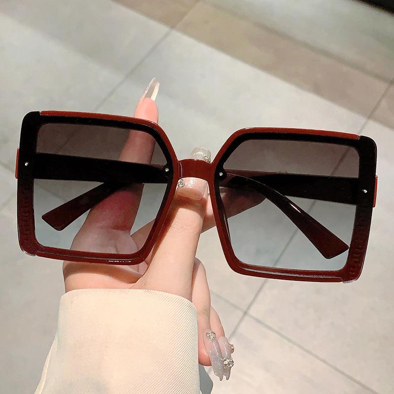 

Fashion Vintage Luxury Brand Designer Square Sunglasses Women For Female Sun Glasses Punk Big Frame Elegant Popular Shades Uv400