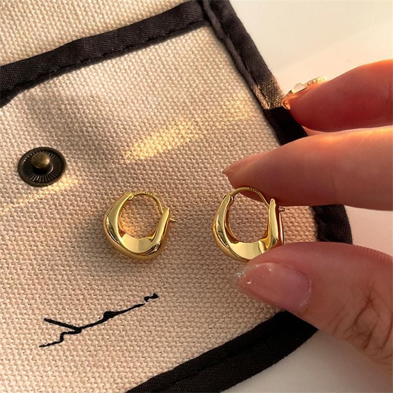 Kadın için Moda Metal Damla Küpeler Vintage Halkalı Küpe Trendi Klasik Parti Düğün Kolye Takı Hediye