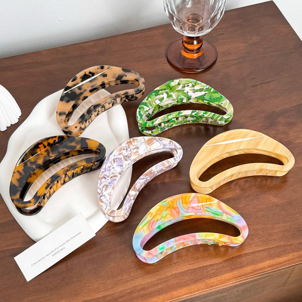 Chic Oversized Hollow Tortoise Hair Clip Classic Retro Style Acetate Claw Clip For Women