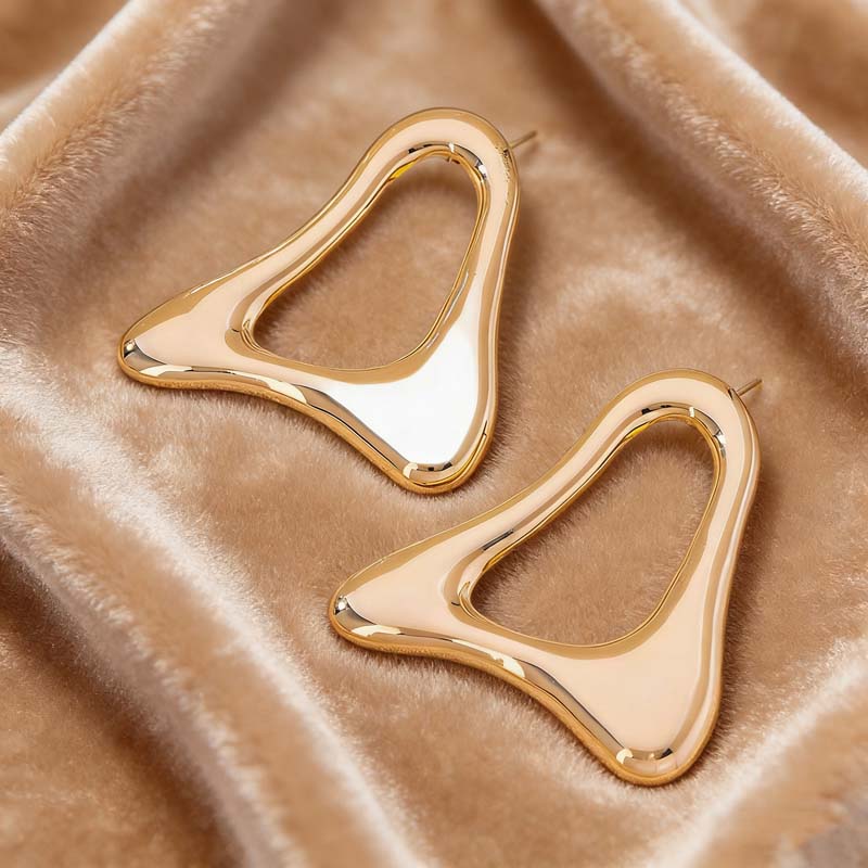 Exaggerated Metal Hollow Triangle Stud Earrings For Women Vintage Gold Color Irregular Geometric Earrings Jewelry Gift
