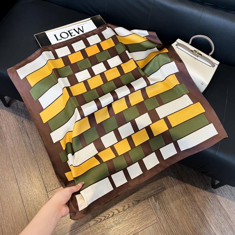 New silk scarf women's fashion versatile high-end small square scarf Korean version neck protection scarf spring and autumn retro scarf binding bag