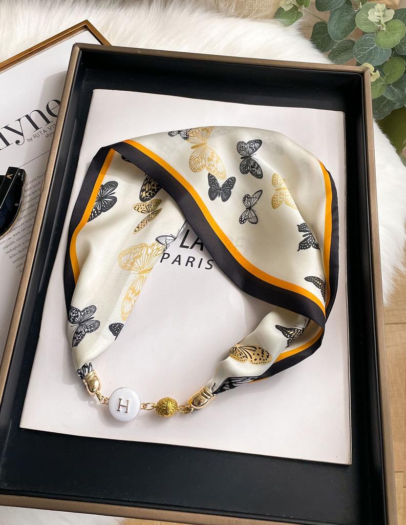 Fashion Career Decoration Clavicle Chain Accessories Magnetic Buckle Silk Scarf Pearl Necklace Women's Lazy Neck Scarf