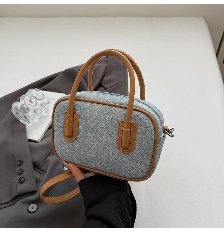 

Нишевая сумка подмышку женская 2025 новая ретро контрастного цвета сумка-мессенджер универсальная портативная сумка-боулинг тренд синий