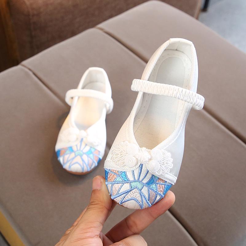 Chinese Antiquity Style Girls Shoes Embroidered Hanfu Shoes Kawaii Kids Lolita Dress Shoes Carnival Festival Casual Single Flats