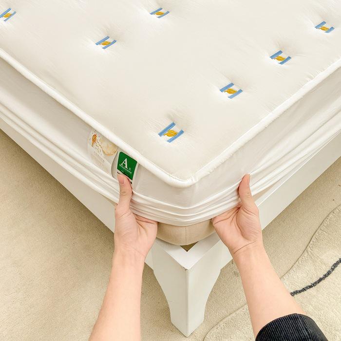 Xinjiang Cotton Quilted Breathable Fitted Sheet & Mattress Protector