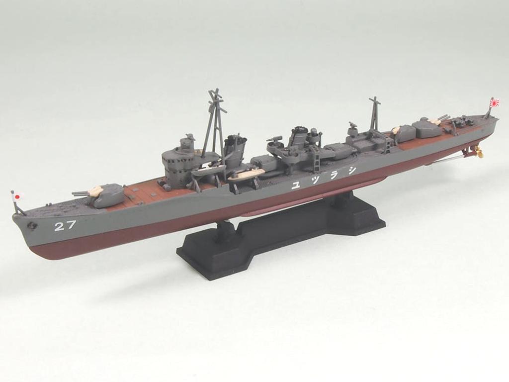 Pit Road Japanese Navy destroyer Shiratsuyu W135 1/700 Shiratsuyu-class