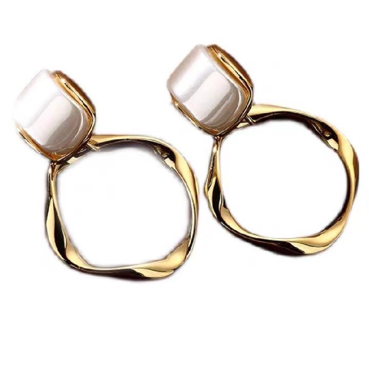 S925 Silver Exaggerated Metal Circle Stud Earrings - High-End, Trendy, Luxury Design for Women