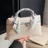 Elegancki jedwabny szal Ręczna mała torebka Casualowa do dojazdów Crossbody Damska torebka