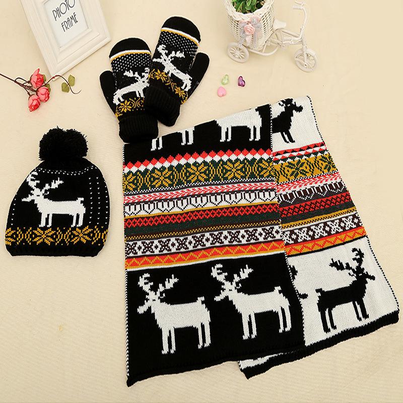 Korean-style student autumn and winter women's knitted hat, scarf, and touchscreen gloves three-piece set, warm Christmas new hat