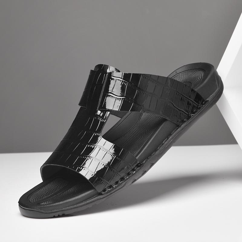 Fashion New Arrival Men's Leather Slides Soft Slip-On Slippers Comfortable Outdoor Half Drag Leisure Walk Beach Flats Wading Aqua Shoes