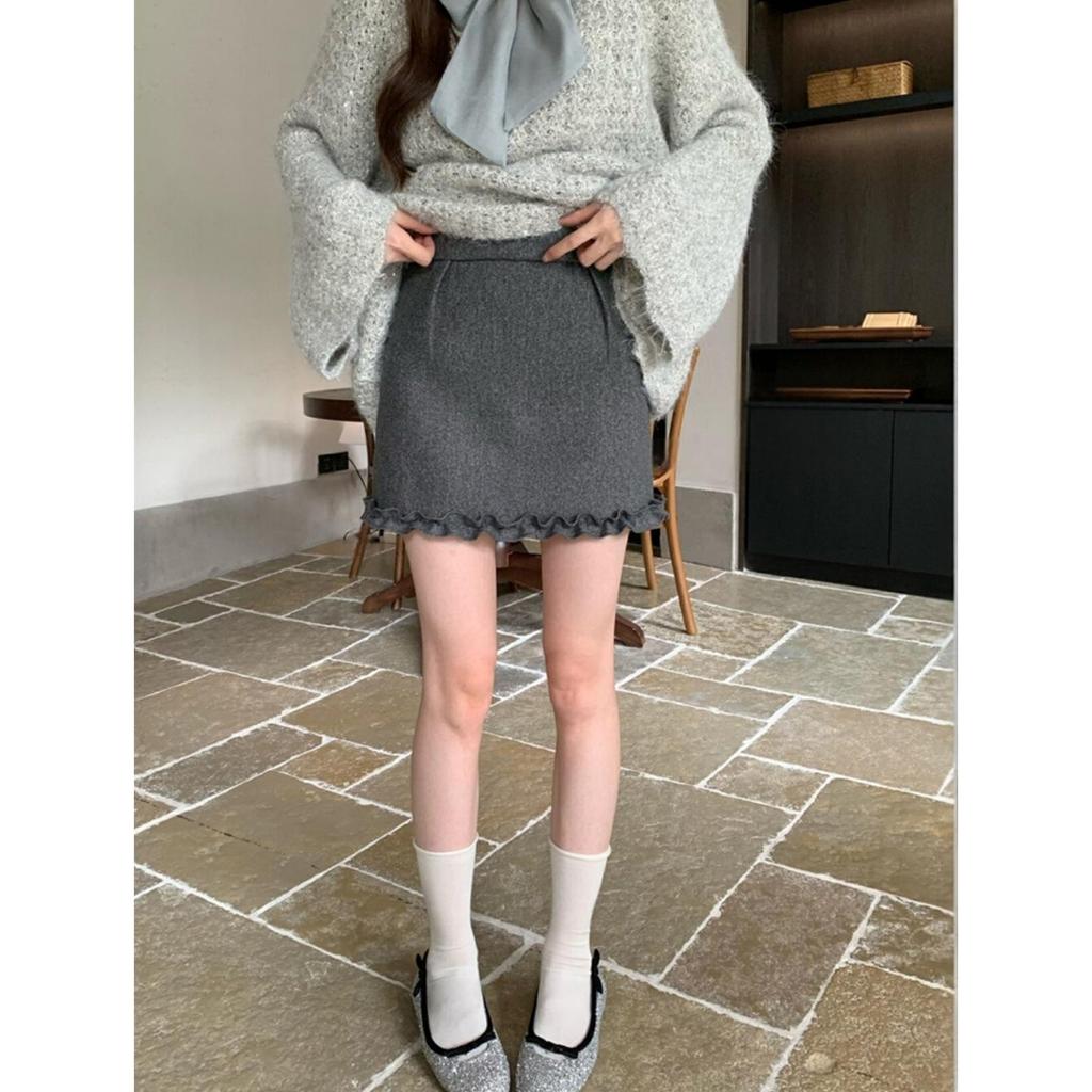Pear-Shape Lace Spliced Wool A-Line Skirt - Gray, Slim Fit, Versatile for Spring/Autumn