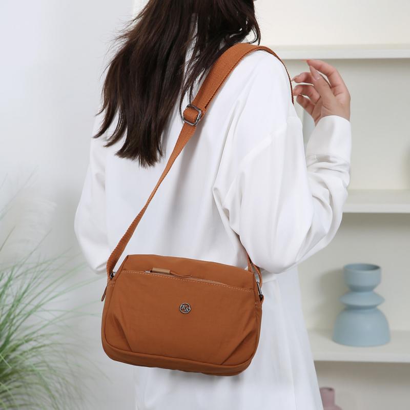 Nylon Kleine Tasche Mehrfachfächer Reißverschluss Kleine Quadratische Tasche Damen Schultertasche Umhängetasche