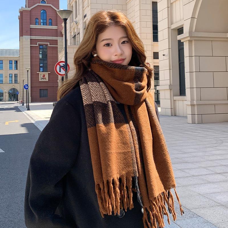 2025 Korean imitation cashmere scarf women's autumn and winter high-end warm shawl cute versatile plaid scarf