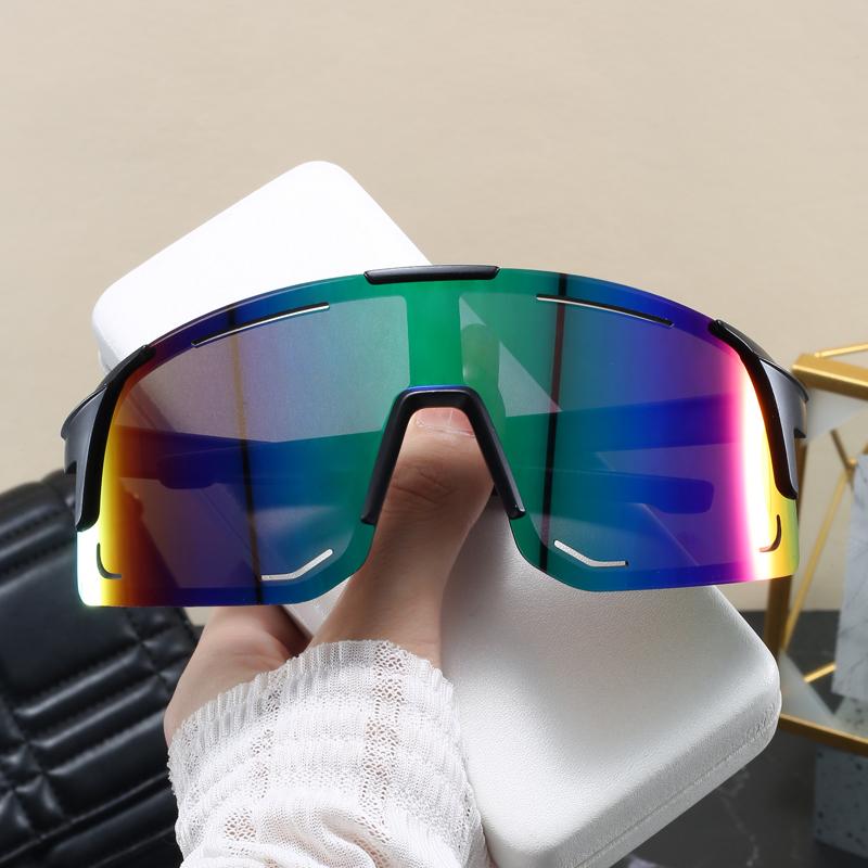 Oversized Outdoor Sports Sunglasses New Women Fashion Large Frame Design Goggles Simple Style Unisex Integrated Sun Glasses