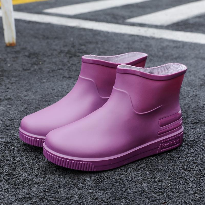 Ladies' Outdoor Fashionable Solid Color Short Tube Anti Slip Rain Shoes