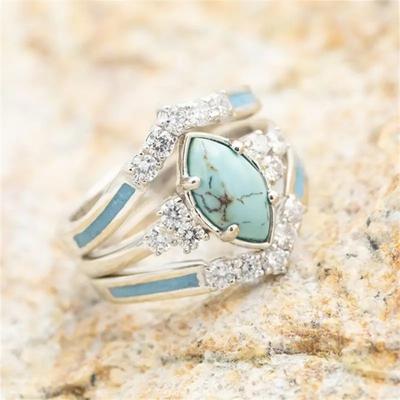 Anello stile corte di nuova personalità intarsiato a tre strati con gioielli in turchese imitazione occhio di cavallo di vendita caldo transfrontaliero