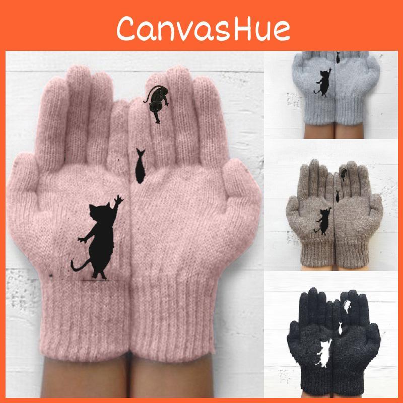 Cute Cat And Fish Print Knitted Gloves For Women Offering Warm And Cozy Winter Protection