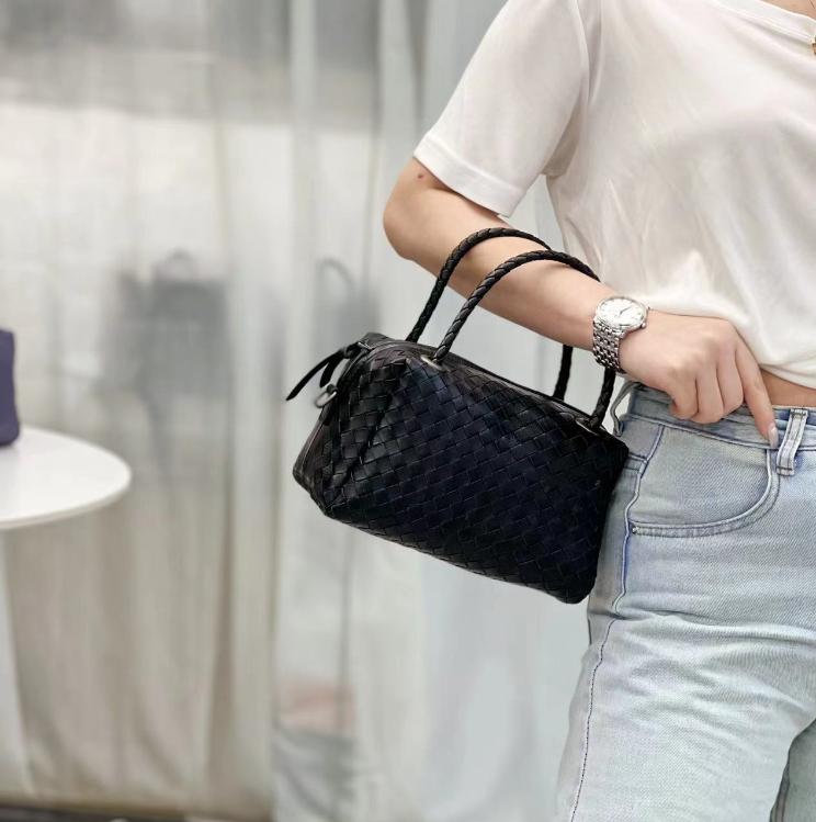 

Cross Border Boston женская сумка через плечо сумка большой емкости кожаная женская сумка подушка сумка 21x12x15cm чёрный