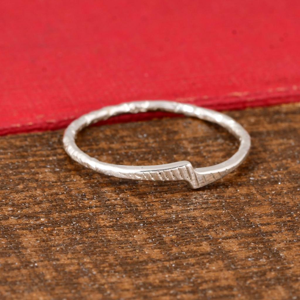 925 Sterling Silver Texture Band Ring, Handmade Minimal Jewelry Gift for Her, Gift for Love, Anniversary, House Wife.