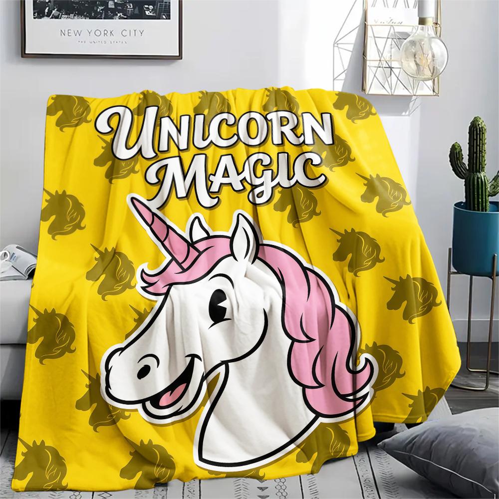 Yellow cartoon animals Print Flannel Blanket,High quality Comfortable for All Seasons,Home Decor,Warmth and Comfort,Perfect for Christmas Gifts