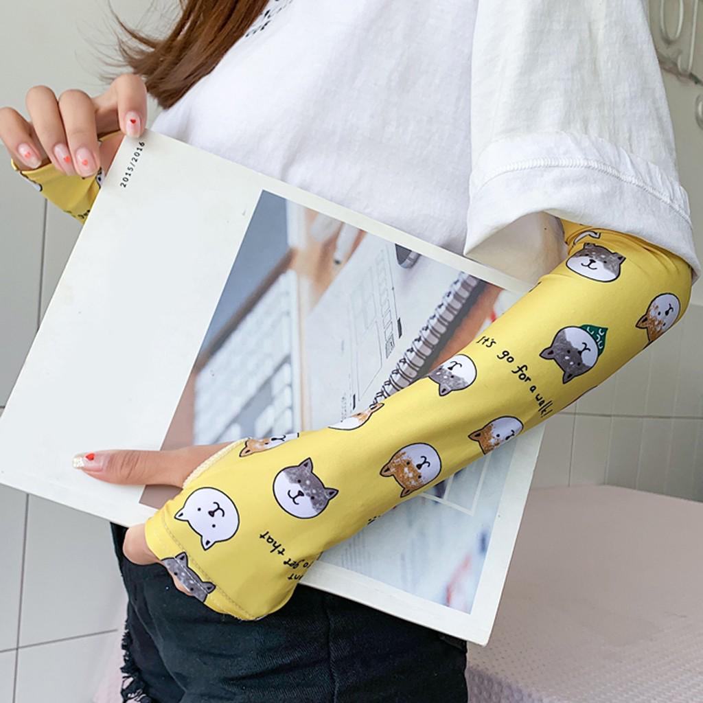 (O casă grozavă)1 pereche de mâneci de protecție solară cu imprimare. Manșete de protecție UV