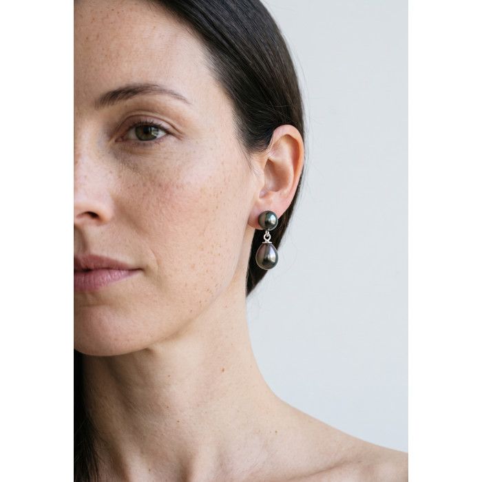 Boucles d'oreilles - PEARLS & COLORS - Boucles d'Oreilles Doubles - Perles de Tahiti 9-10 mm - Or blanc 375 - Noir