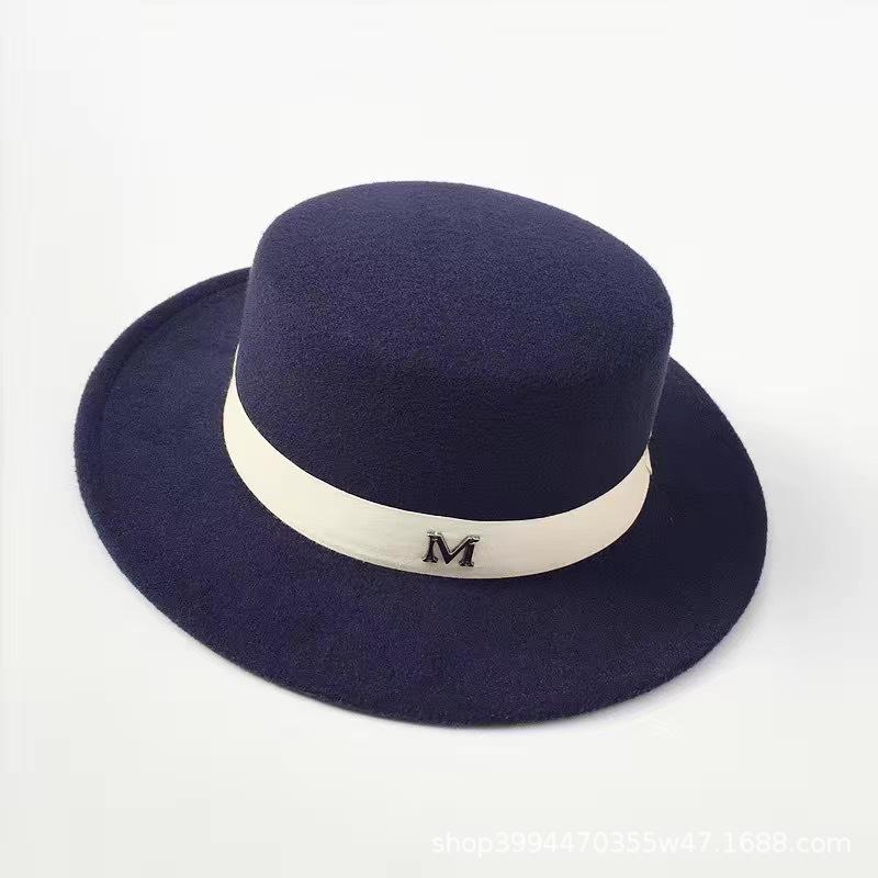 Retro British Style White Ribbon Flat Top Top Top Hat Couple Men and Women Gentleman's Hat Spring and Autumn Large Flat Brim Woolen Thermal Hat