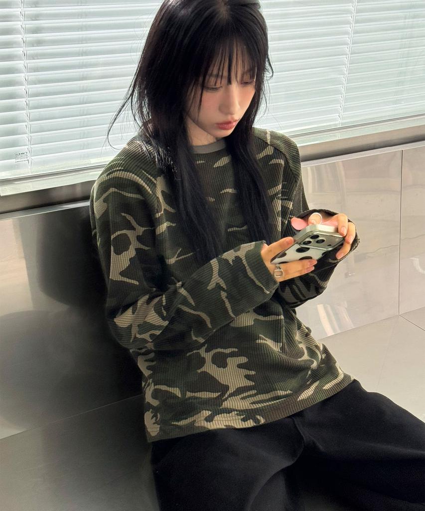SCALLYWAG Camo Raglan Long Sleeve [Green]