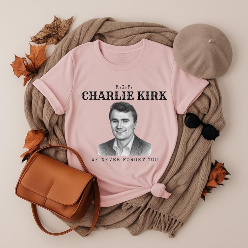 RIP Charlie Kirk Memorial Graphic T Shirts in Memory of Charlie Kirk Activist Tribute Tshirt Woman Man Cotton Outdoors Tops S