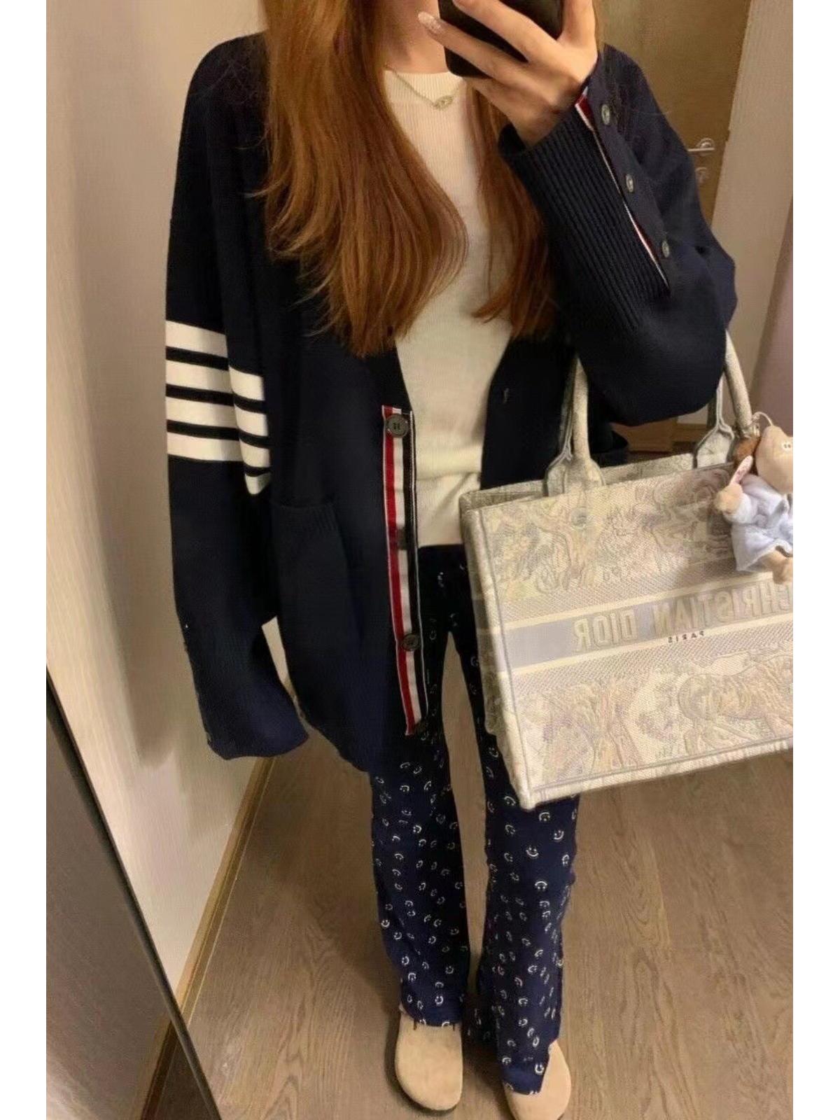 

Women s Preppy Style V-Neck Cardigan Sweater with Four Stripes for Early Autumn 2025 S