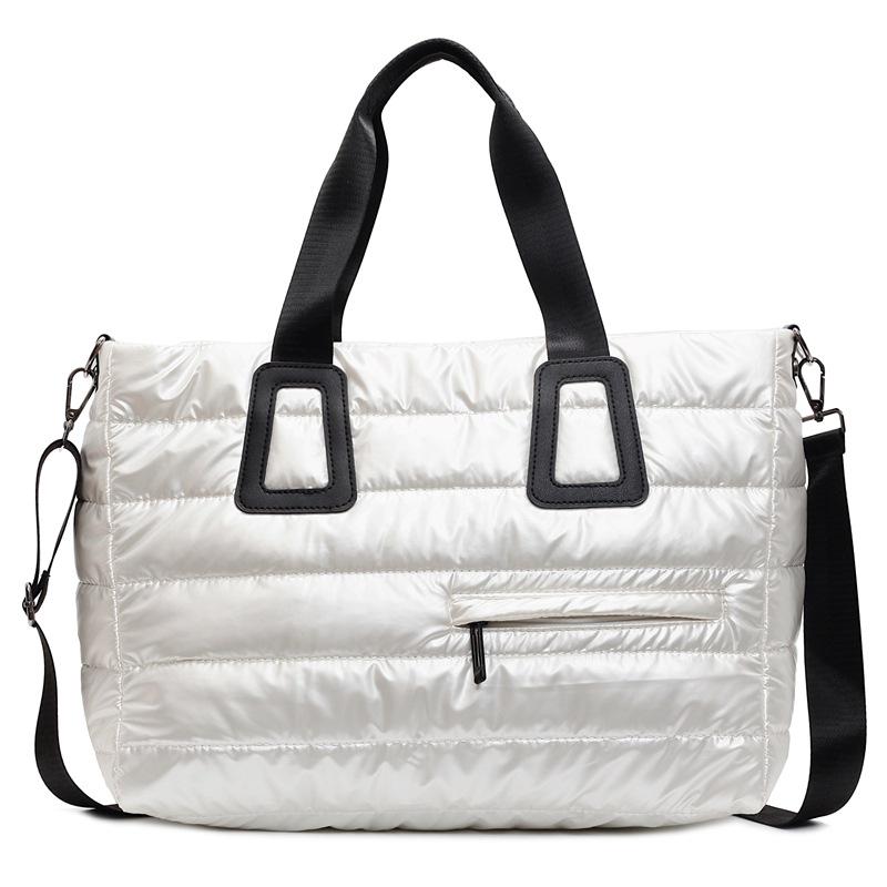 

Women s Large Capacity Shiny Tote Bag - Thickened Handbag for Autumn and Winter, Ideal for Commuting and Computer Carrying. 44*18*30 cm