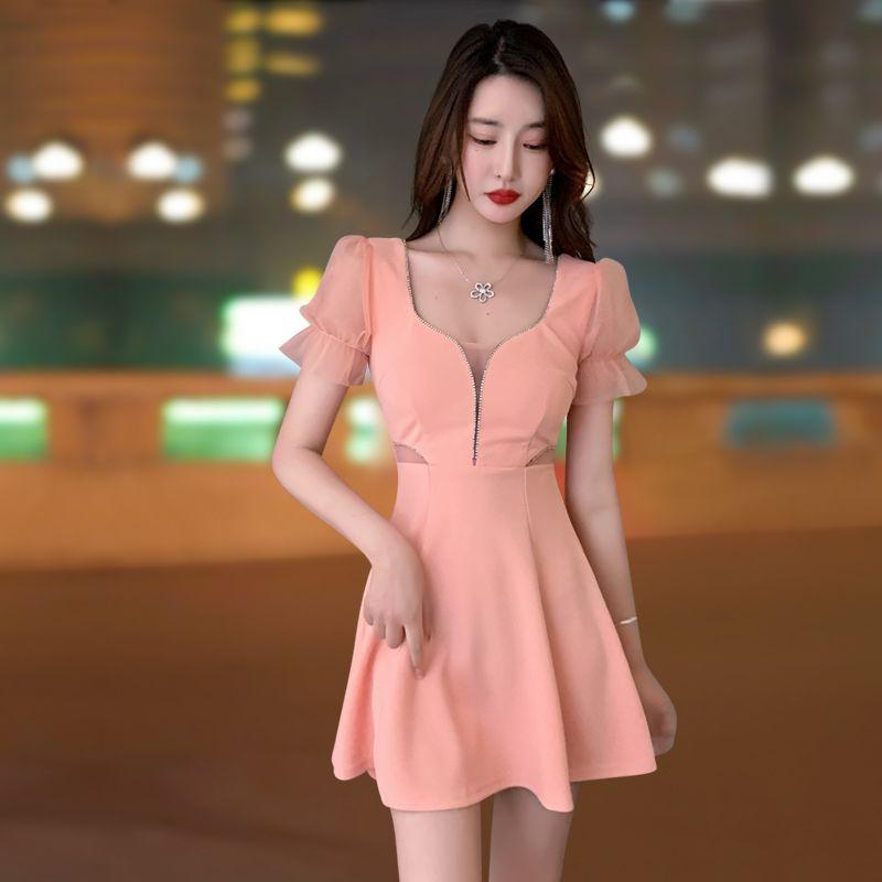 

Ночной магазин Женская одежда V-образный вырез Сексуальное платье Стройнящее Элегантное Платье А-силуэта, скрывающее живот Одежда для ночного шоу 2023 Комбинезоны Pink L