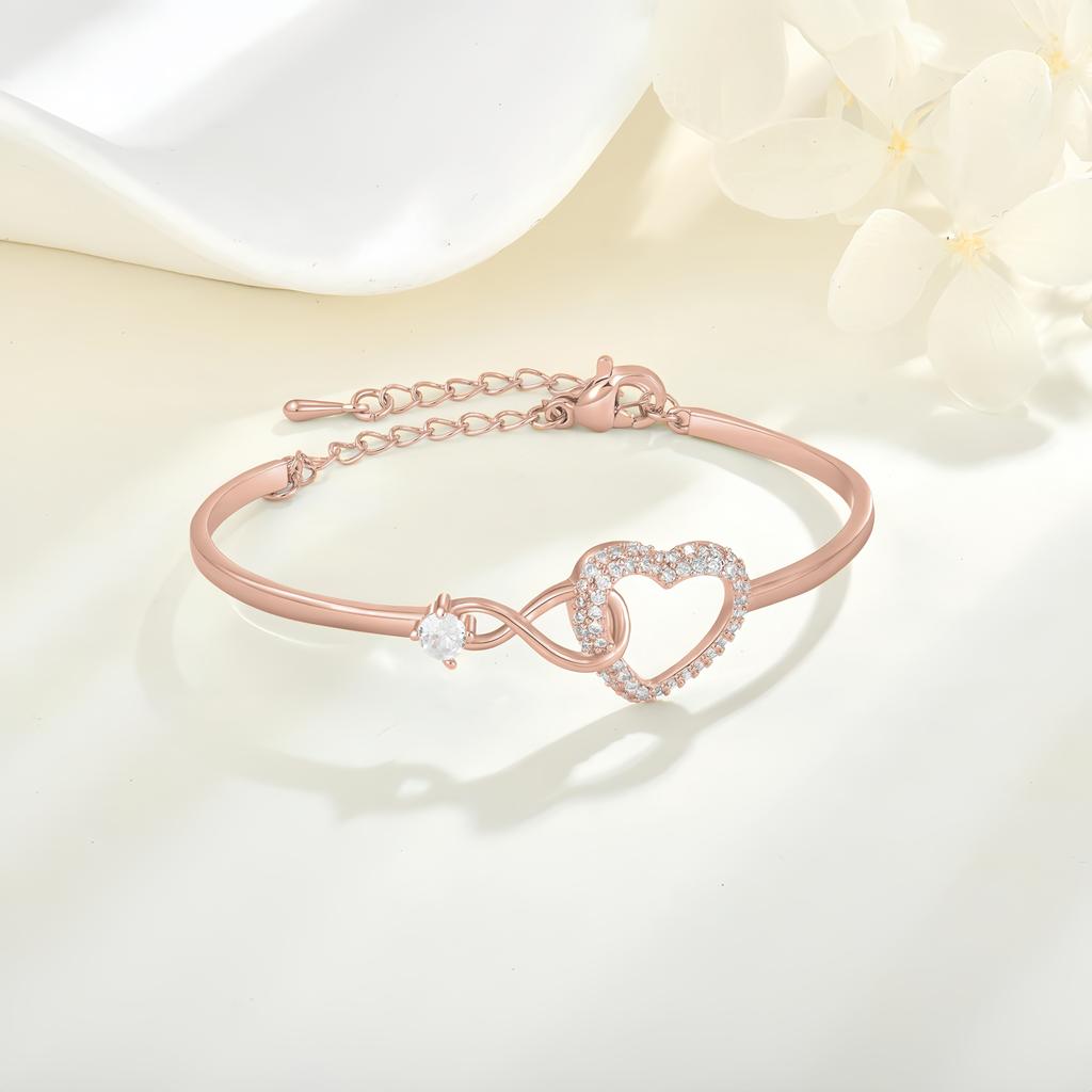 Liebe Öffnung 18K Gold Plated Trendiger Zirkon Herz Klassische Armbänder, Armreifen Leichter Luxus Kleiner Duft Hohes Gefühl Geschenk Weiblich
