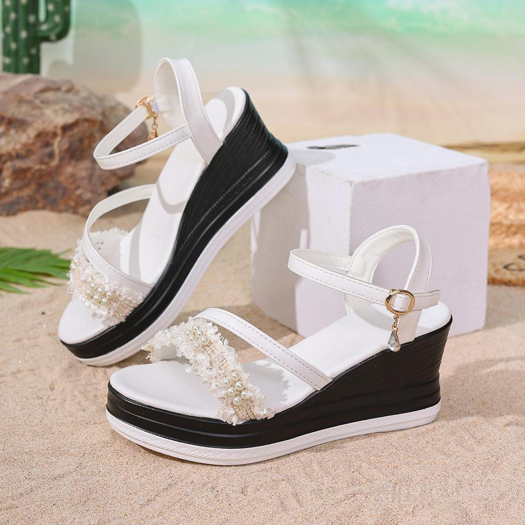 Plus Size Shoes for Women 35-42 Summer Fashion Women Peep Toe Buckle Strap Black White Platform Wedge Non-slip Sandals