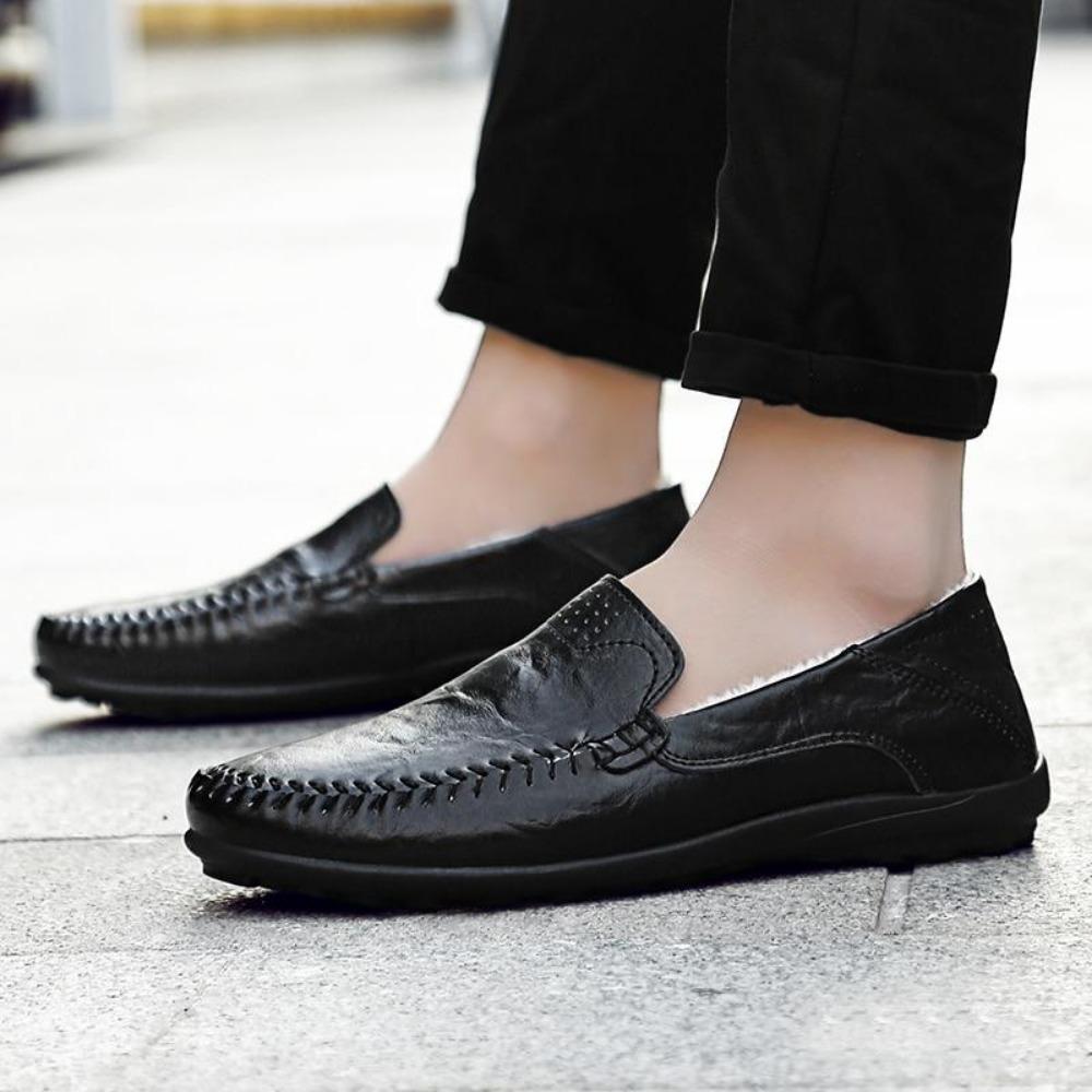 Premium Black Leather Men's Slip-On Loafers with Warm Lining - Autumn Winter Comfort for European Men | Big Sizes 44-47