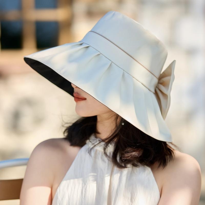 

Шляпа-козырек с бантом 2025 лето новая с широкими полями защита от УФ-лучей виниловая шляпа от солнца уличная шляпа-панама One size (send windbreak rope) бежевый